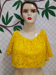 (420)Yellow Lace Off-Shoulder Top