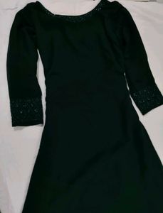 Elegant Green Kurta with Embellished Neckline