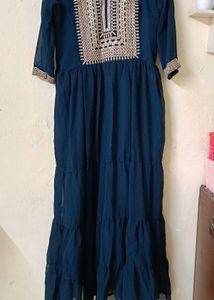 Elegant Navy Blue Tiered Gown