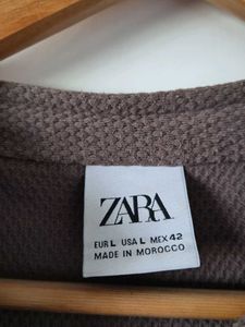 Zara Men's Textured Polo T-Shirt