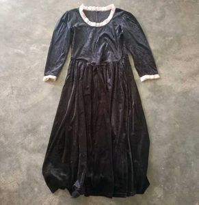 Vintage Black Velvet Dress