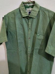 Green Short Sleeve Button-Up Shirt