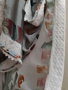 Elegant Floral Print Dupatta with Lace Trim