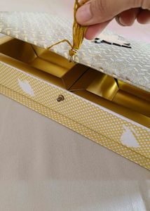 Gift Box 🎁
