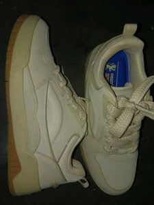 Cream Casual Sneakers