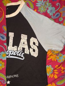 Dallas Metropolis Graphic Crop Top ✨