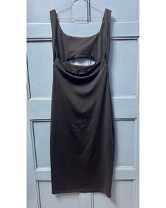 Deepika Padukone Inspired Cut Out Detail Mid
