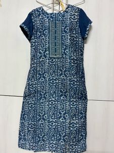 Blue Ethnic Kurta and matching duppata