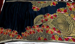 🇳🇿💫🎀Elegant Black Saree with Floral Embroidery
