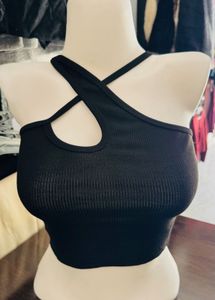 Trendy Black Ribbed Crop Top