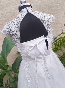Price Drop 🎀Elegant White Lace Bridal Gown
