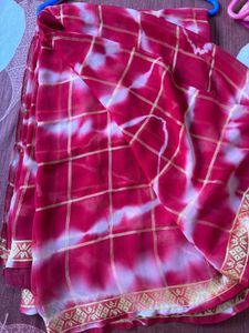 Cheques Pink Saree with Tie-Dye Checkered Pattern