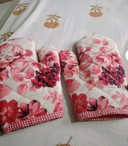 Brand New*** Oven/Microwave 🥊 Gloves