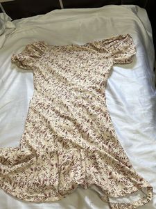 Chic Floral Print Mini Dress