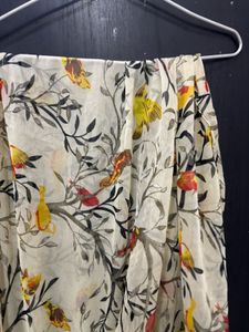 Beautiful Bird Print Scarf
