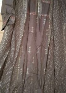 Elegant Kurta Set with Intricate Embroidery