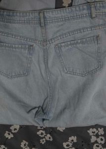 this jeans is very new