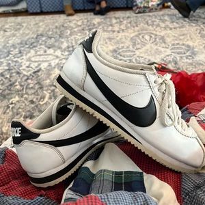 Nike Cortez White/Black Shoes