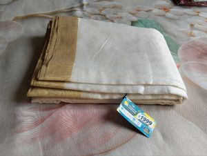 Elegant White &amp; Gold Saree
