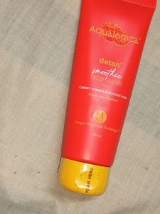 Aqualogica Face Wash