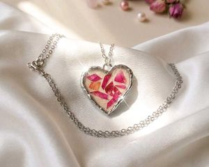 Y2K shimmery Heart Pendant Necklace