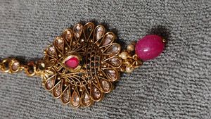 Exquisite Kundan Maang Tikka
