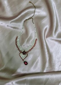 Elegent Diamond Neckale