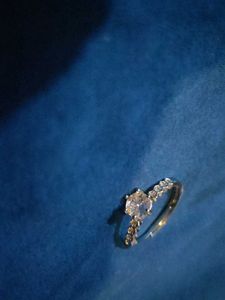 Sparkling Solitaire Ring