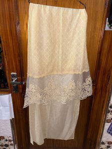 Ethnic side net lace hijab