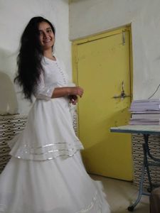 White Stylish Top And Skirt Last Price
