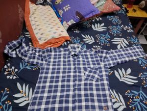 Men's Blue &amp; White Checkered Shirt(Lsize )Haii