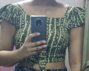 Top With Frill