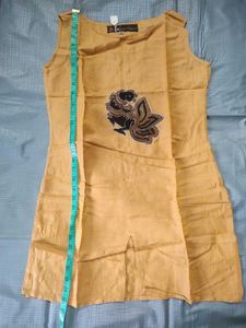 Neelambari Kurti