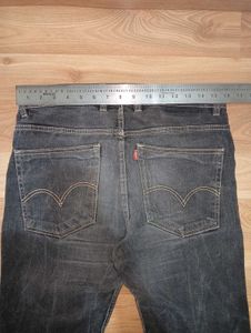 Levi's Dark Wash Jeans