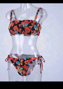 Steal Deal 🌷Floral Smocked Bikini Set
