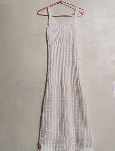 Elegant White Knit Maxi Dress