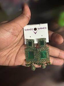Elegant Green Square Earrings