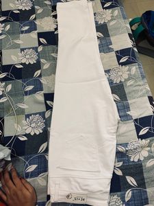 Devis White Ankle Length Jeans