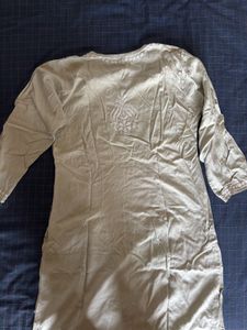 sage green Embroidered chikankari Kurta