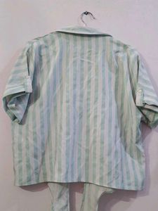 Striped Tie-Front Blouse Harvard brand medium size
