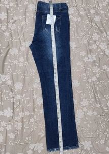 SKEN&amp;J Distressed Hem Jeans