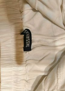 Women's White Cropped Pants