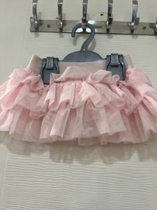 Carter’s Imported Skirt For Gir 6 Months