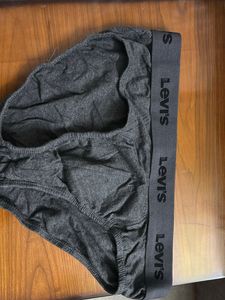 levis
