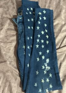 Star Print Distressed Jeans