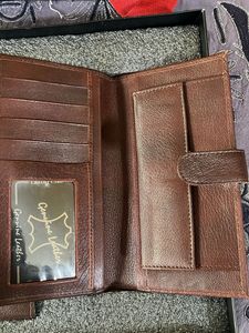 Gift set - wallets, pen and pad