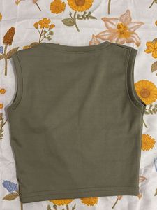 Ribbed Sleeveless Tank Top