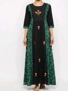 Stylish Black and Green Maxi kurta