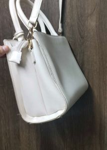Chic White Handbag
