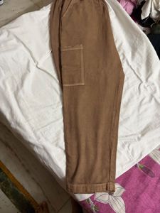 Pull &amp; Bear Brown Cargo Pants Original | Size L